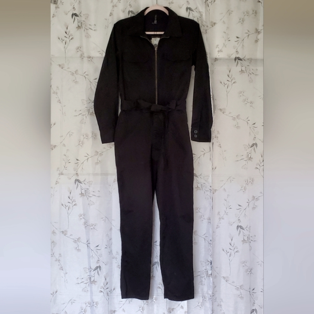 New Amisu Women's Black Jumpsuit